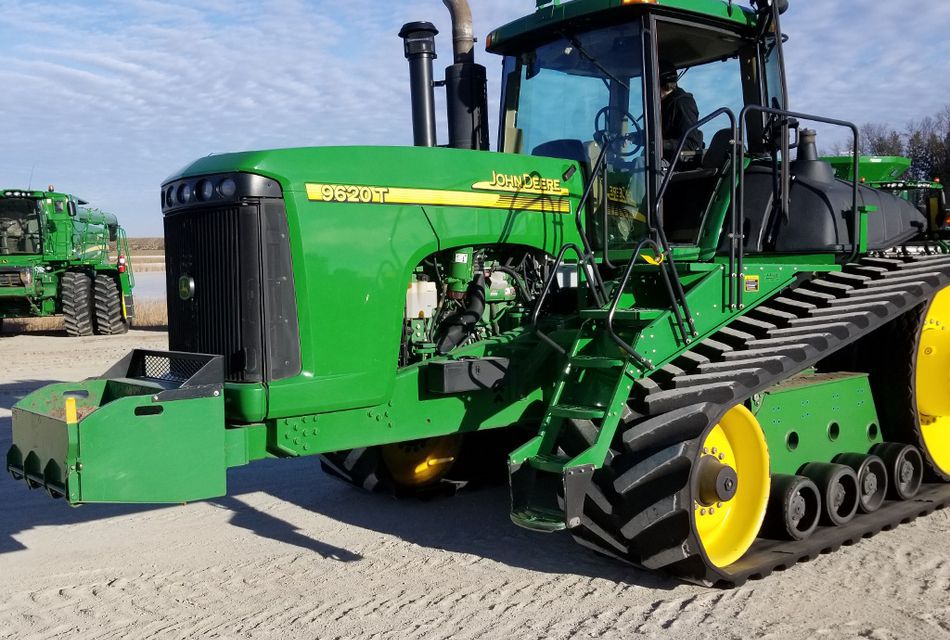 John Deere 9620T main